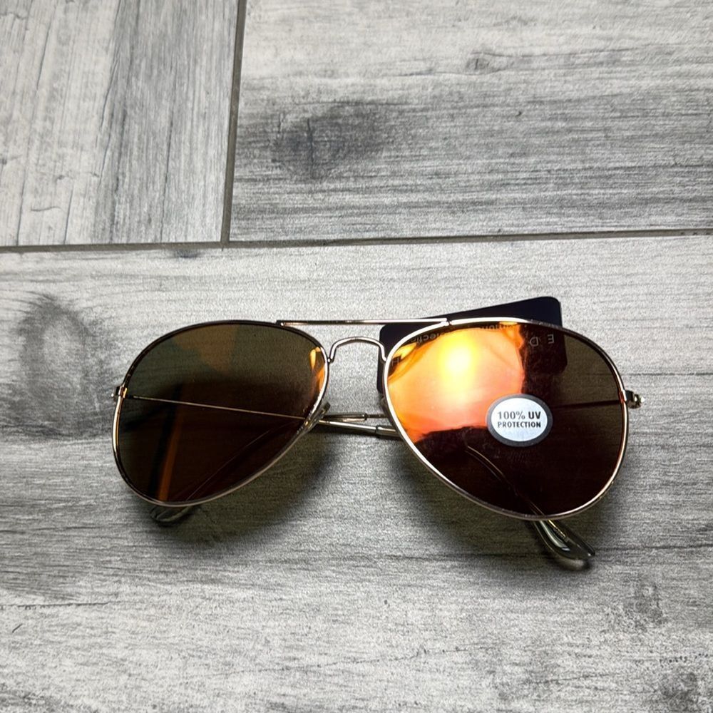 Edgar + Ash Unisex Gold Frame Maximum UV Protection Aviator Sunglasses OS NWT